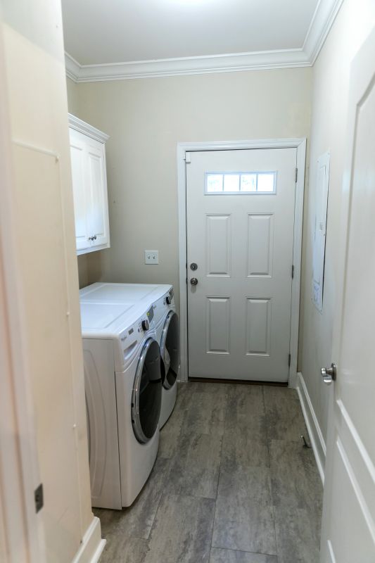 Laundry Room Tile Floor